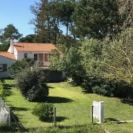 Maison Familiale Charmante Avec Jardin à - Fr-1-194-251 La Faute-sur-Mer